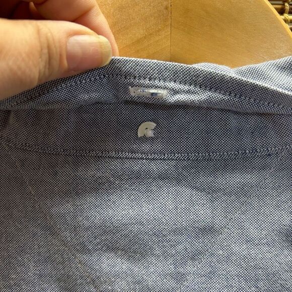 Tommy Hilfiger Extra Large (XL) Long Sleeve Light Blue Button Down - Picture 6 of 7